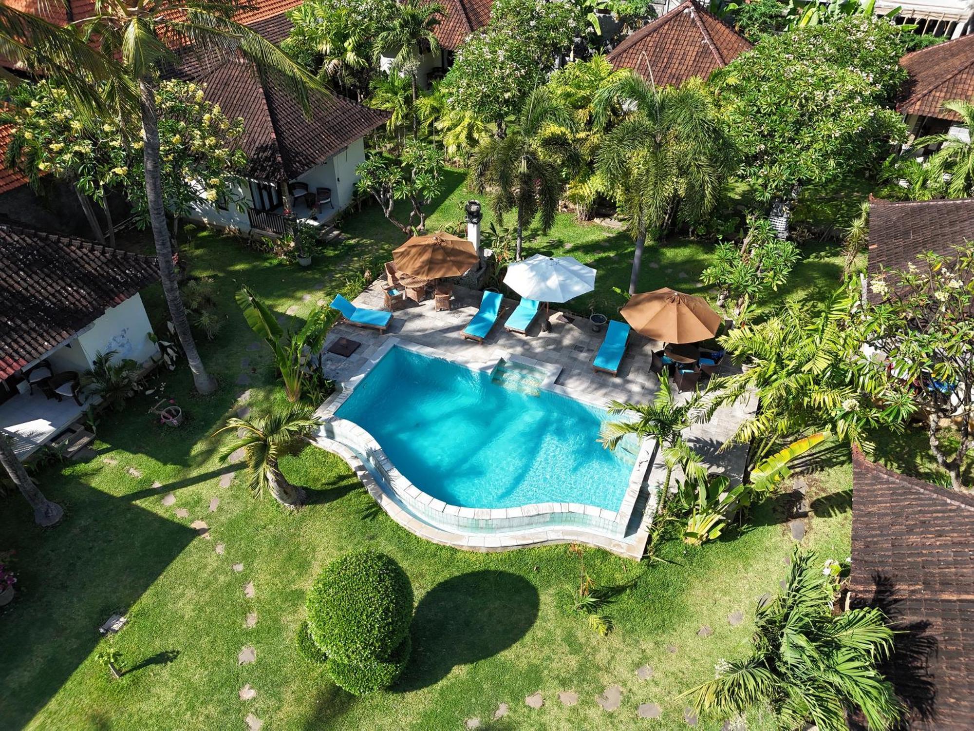 Di Abian Resort Amed Exterior foto