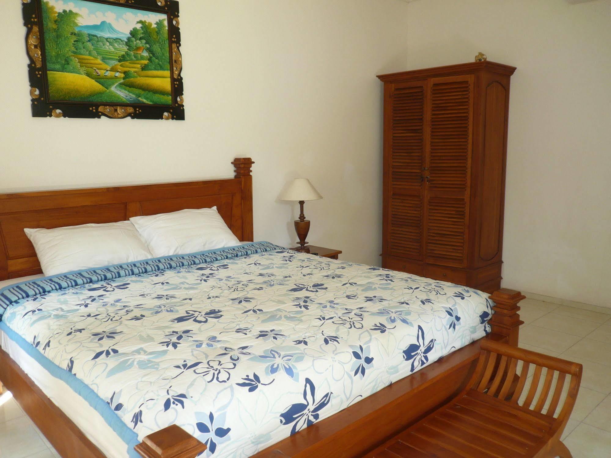 Di Abian Resort Amed Exterior foto