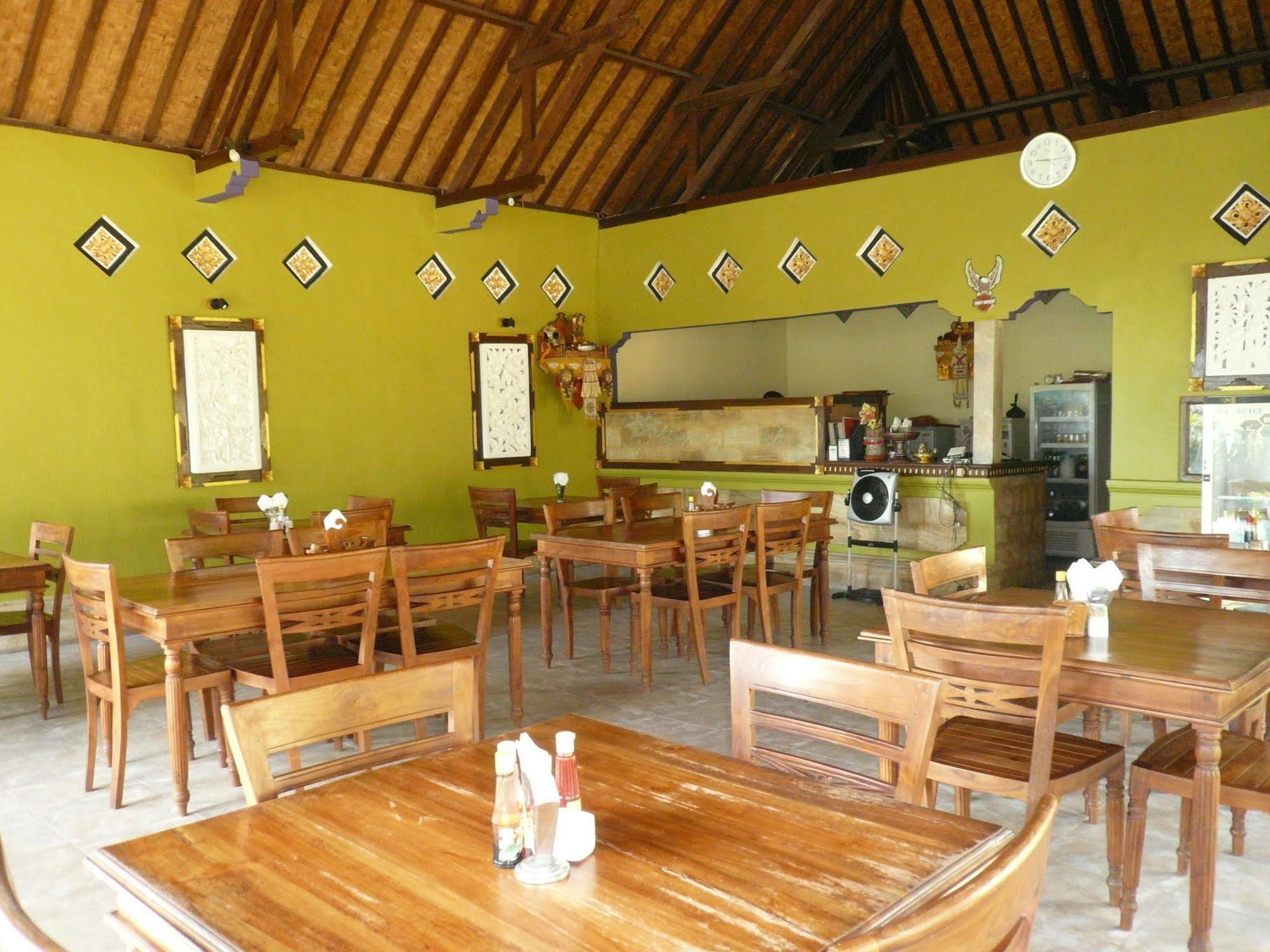 Di Abian Resort Amed Exterior foto